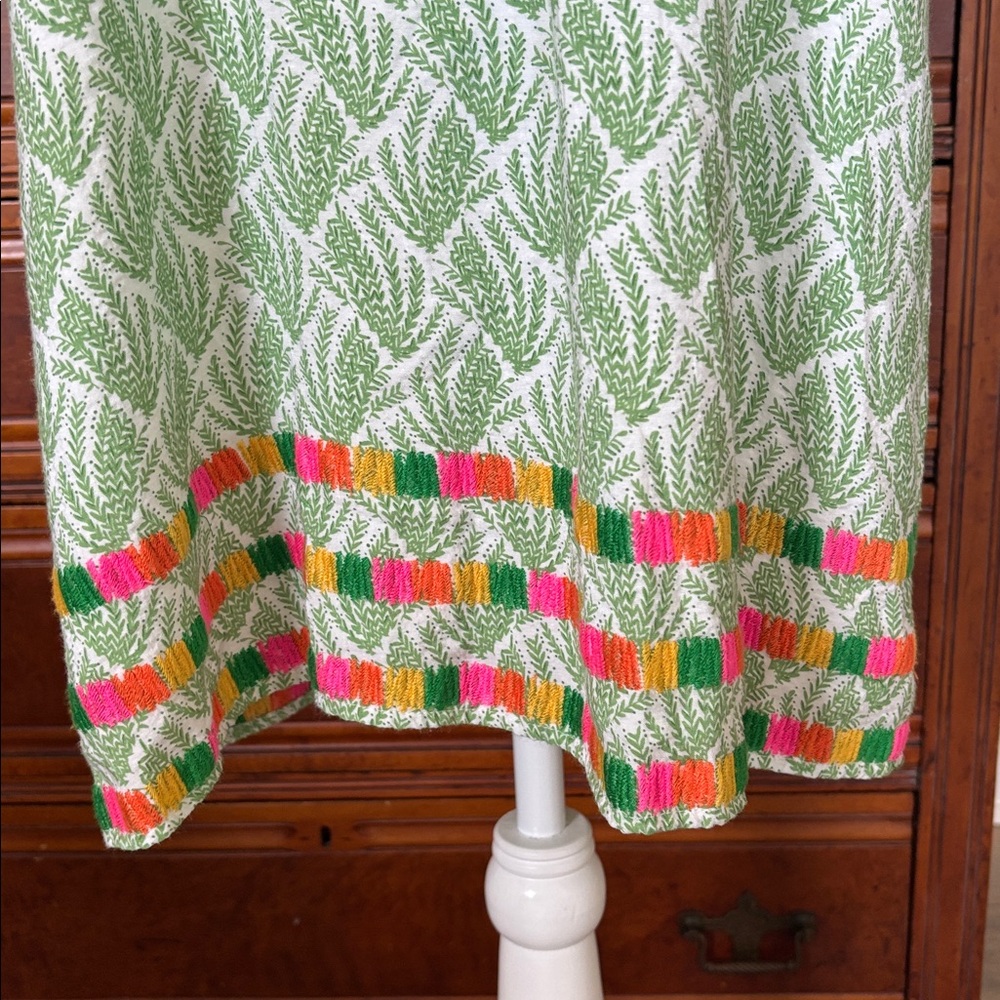 THML Sleeveless Halter Shift Dress Green and White Embroidered SZ M Preppy Boho - Picture 4 of 10
